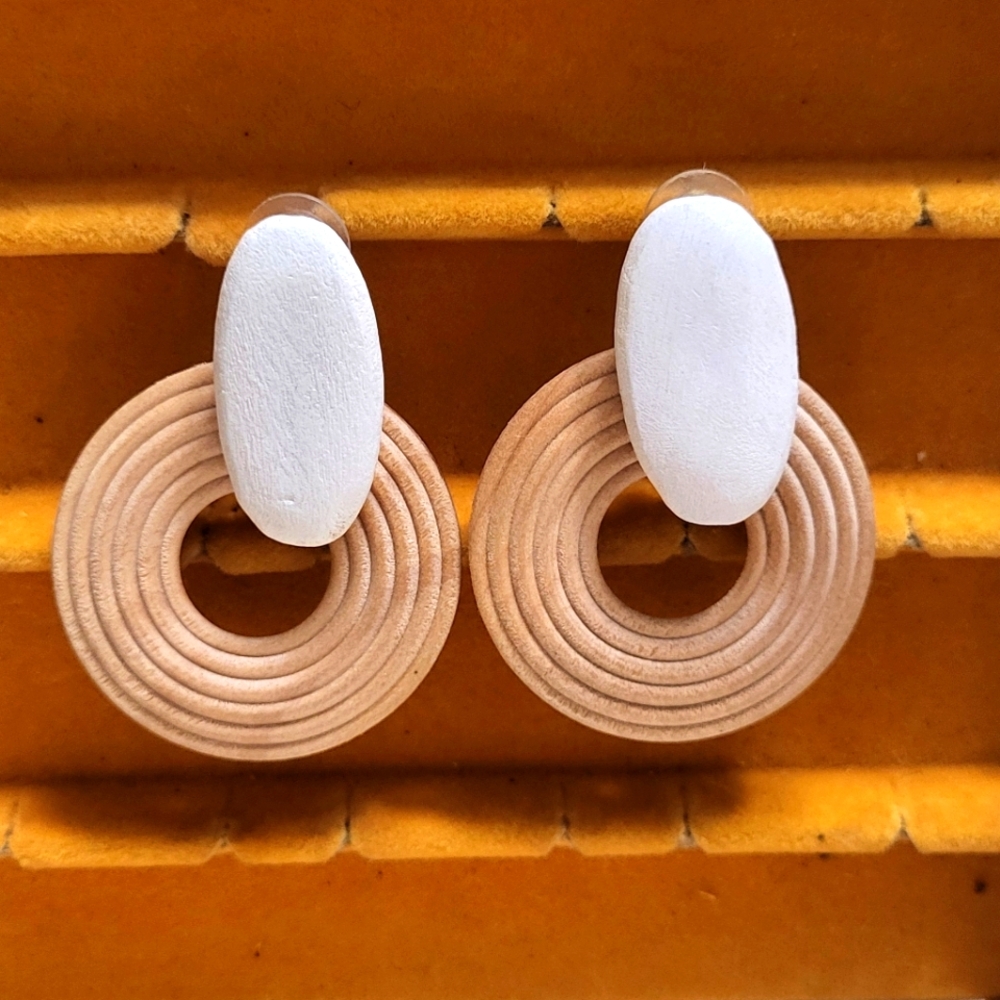 Elegant White and Tan Earrings